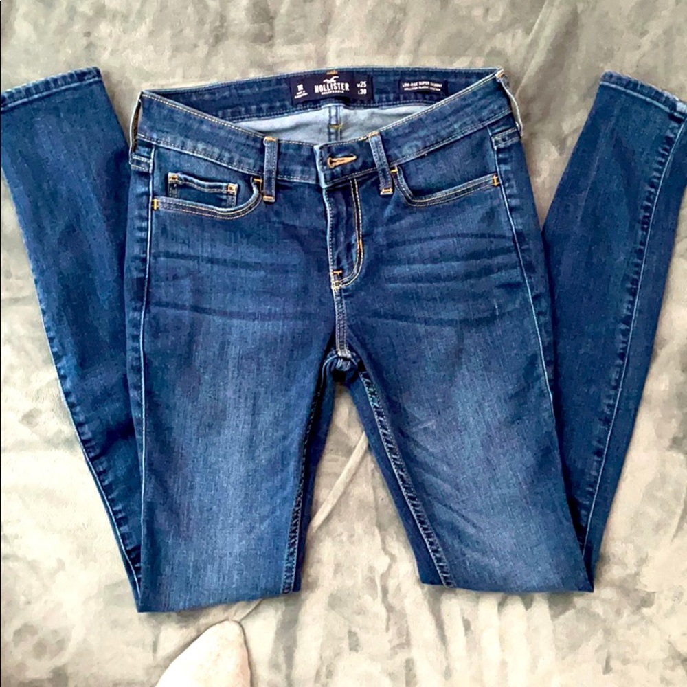 Hollister skinny jeans